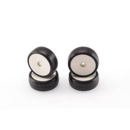 Set of rubber tyres 1/10 Shore 32 for Carpet - HOT RACE