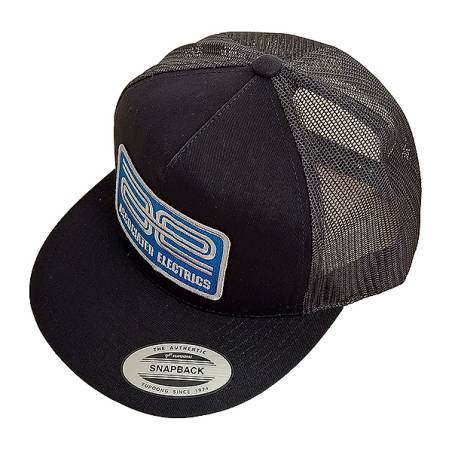 GORRA NEGRA CON LOGOTIPO DE AE/LOGO - ASSOCIATED - AS97007