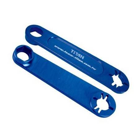 Llave ruedas 17 mm y útil volante inercia Team Titan. Ref 15001