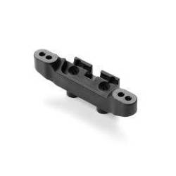 Placa plástico delantera roll-center puente superior Xray Ref. 322045